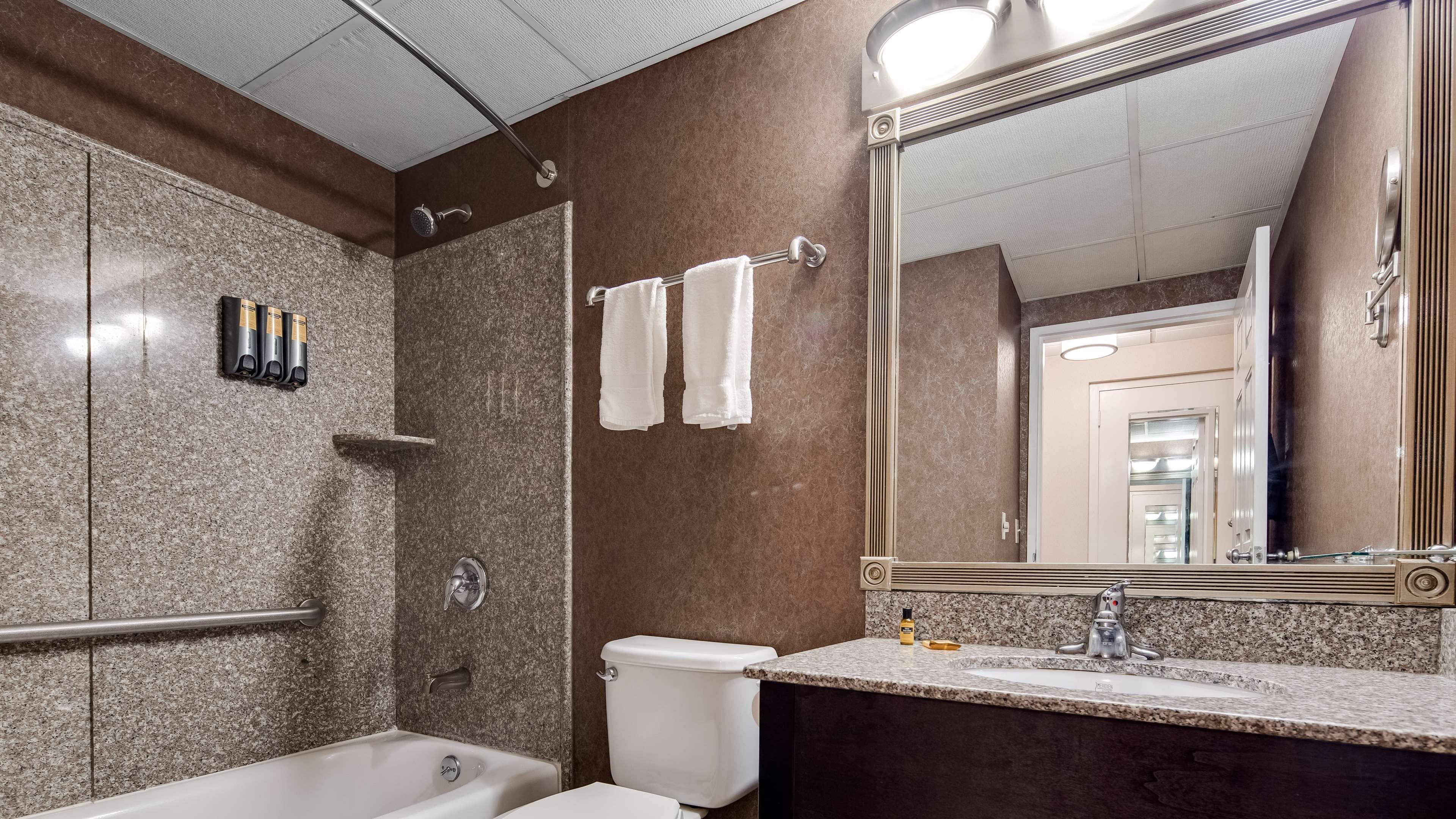 Best Western Plus Morristown Inn-Florham Park Екстер'єр фото