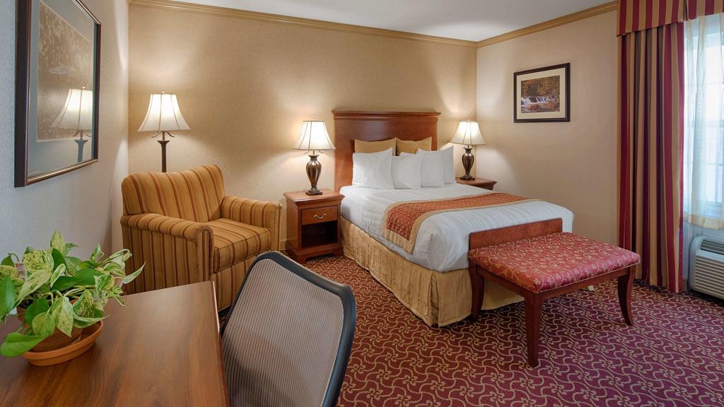 Best Western Plus Morristown Inn-Florham Park Екстер'єр фото